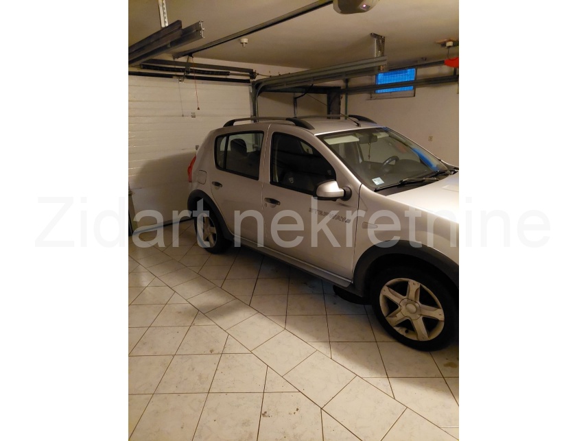 Квартира, 1506 м², 347 000$ — FAKTOR